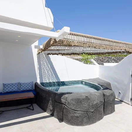 Soil Of Sun Luxury Resort Megalochori (Santorini)