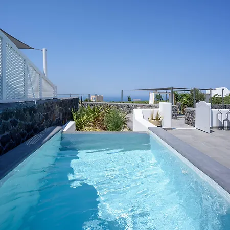 Soil Of Sun Luxury & 3* Megalochori (Santorini)
