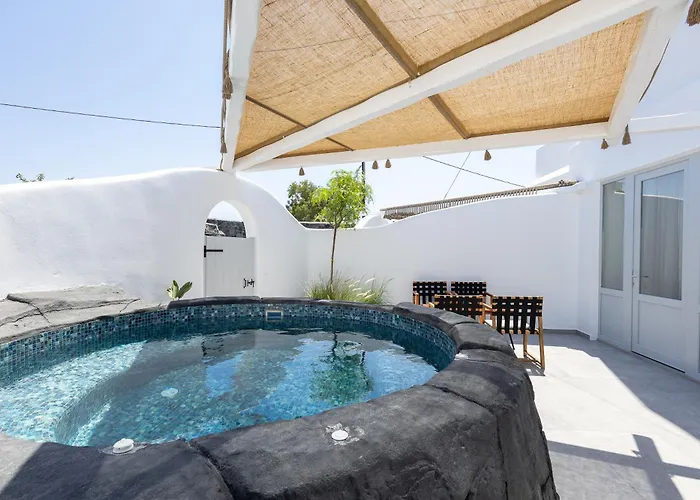 Semesteranläggning (resort) Soil Of Sun Luxury 3*