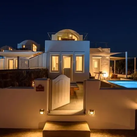 Soil Of Sun Luxury منتجع 3*