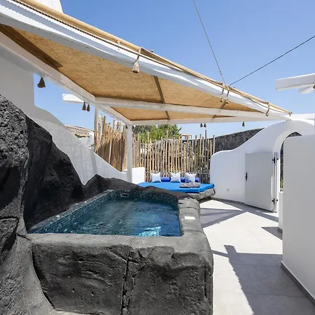Soil Of Sun Luxury منتجع 3*