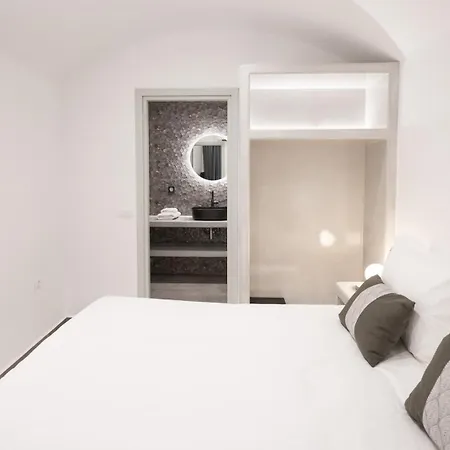 Soil Of Sun Luxury ميغالوخوري