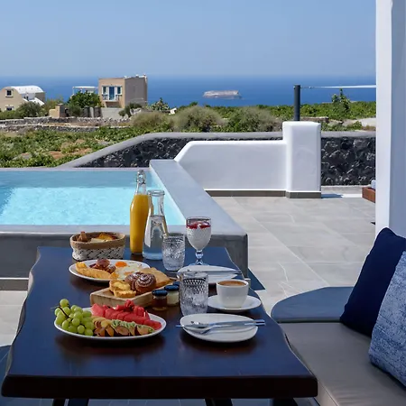 Soil Of Sun Luxury & Resort Megalochori (Santorini)